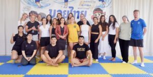 Students expierencing Muay Thai Training at EPSA